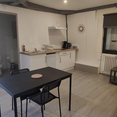 *Les Studios L'Amandine* Périgueux Extérieur photo
